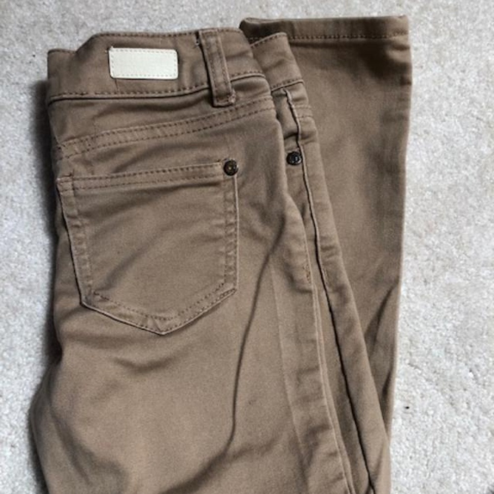 Celebrity Pink Khaki jeans